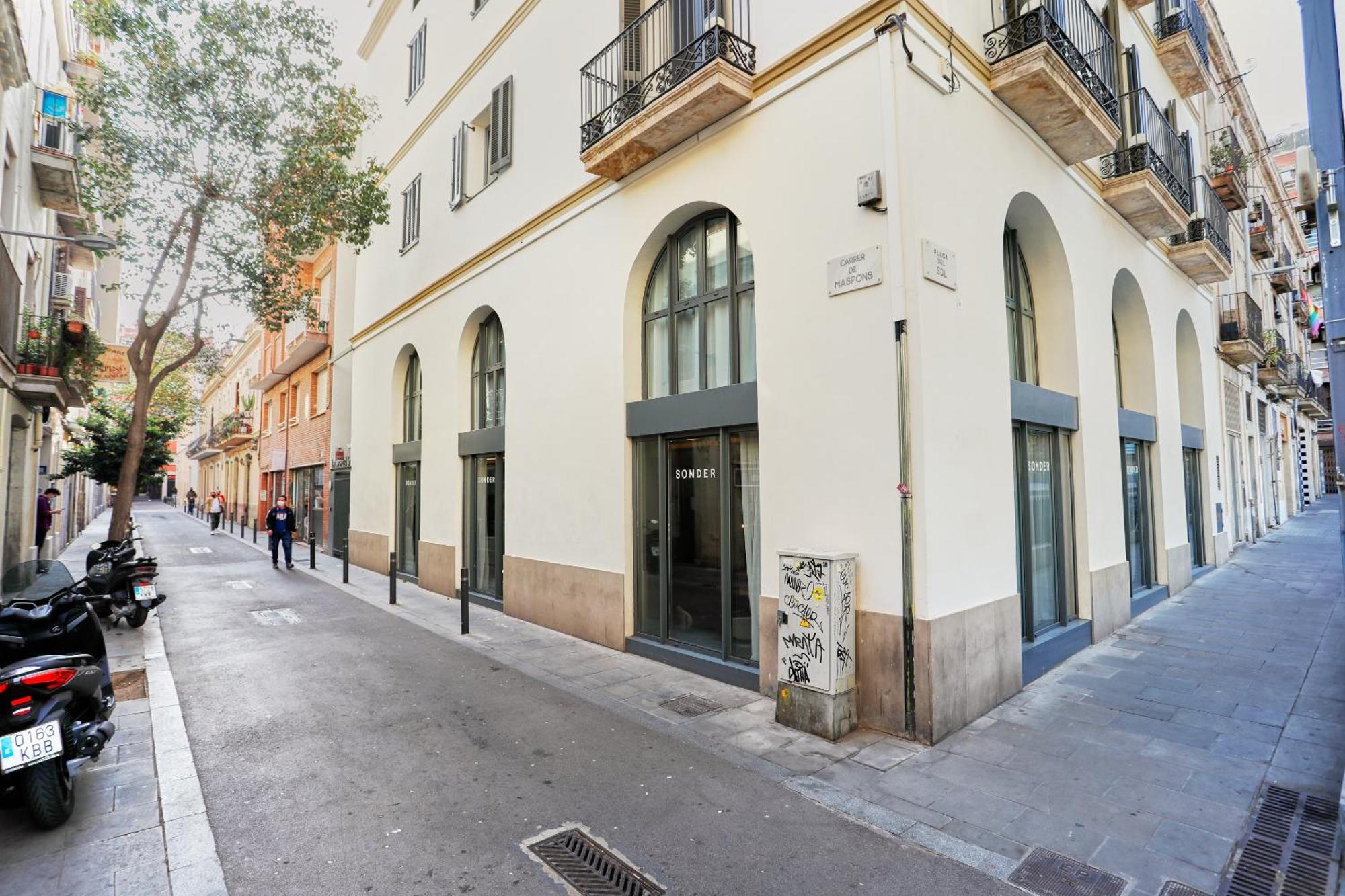 Sonder La Casa Del Sol Hotel Barcelona Exterior photo